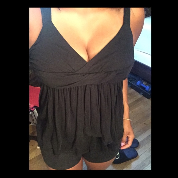 Black top - Picture 2 of 3