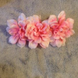A custom handmade headband