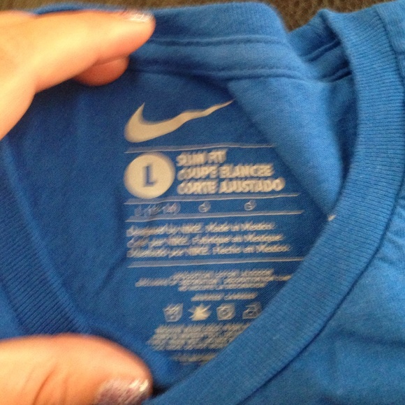Nike Tee - Picture 2 of 2