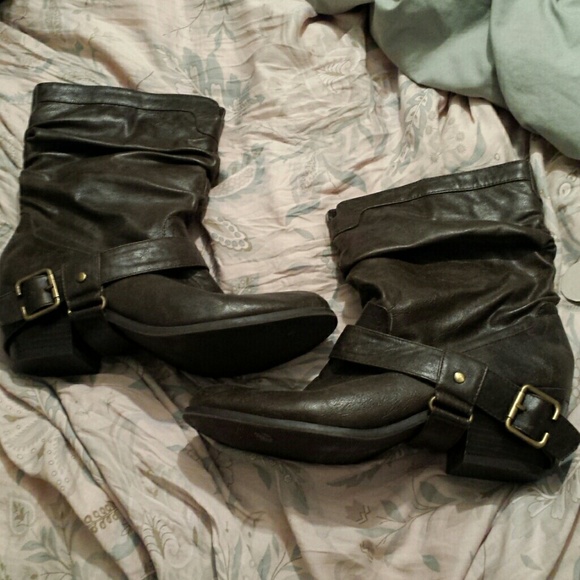 Charlotte Russe brown slouch cowboy boot