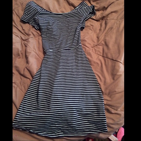 Dresses & Skirts - Navy and mint striped dress