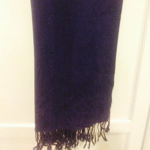 Navy castaway Murfee scarf from Lilly Pulitzer