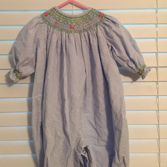 Smocked bubble