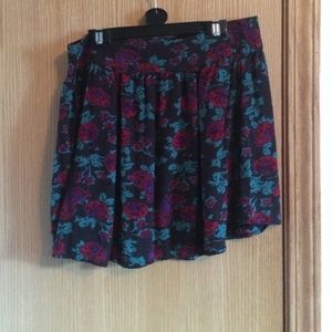 Cute and Flirty Rose Flowered Skirt