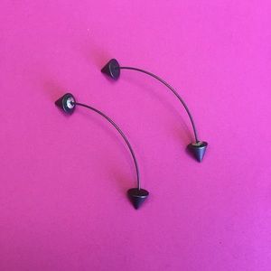 RACHEL ROY STUD ARROW EARRINGS 💀