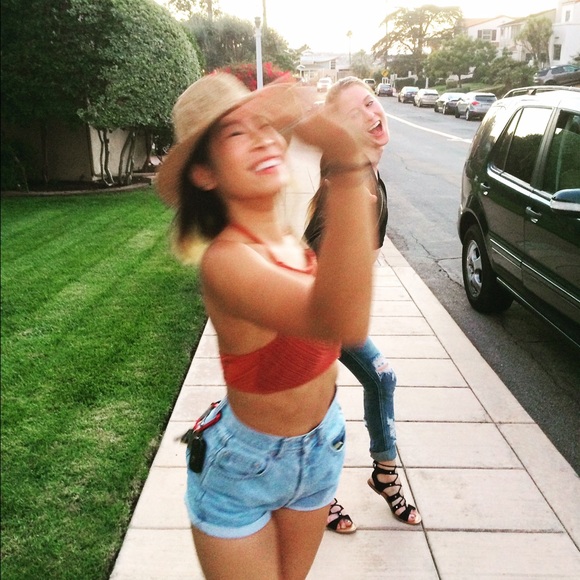 Meet The Posher - Picture 6 of 7