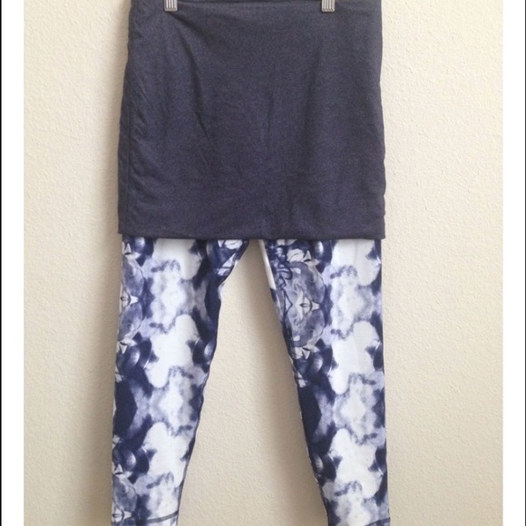 lululemon athletica Pants - Lululemon Yin to You crop leggings