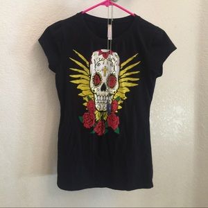 Black skull tee