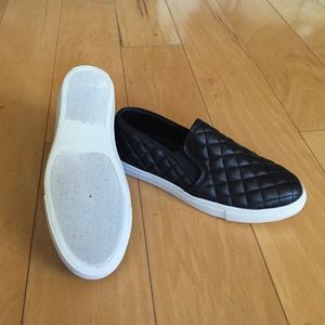 Steve Madden Shoes - BRAND NEW Steve Madden ECENTRCQ slip on sneaker, 8 Steve Madden Shoes - BRAND NEW Steve Madden ECENTRCQ slip on sneaker, 8