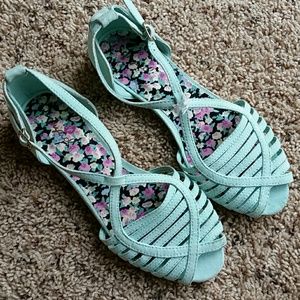 Mint sandal