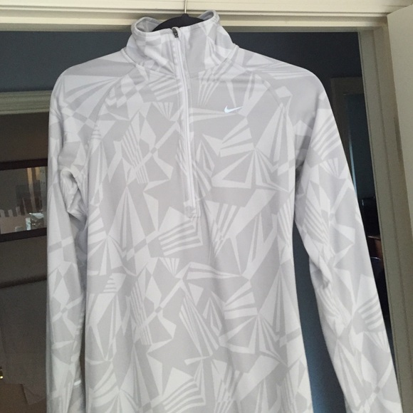 Grey and White Patterned Nike 1/4 Zip