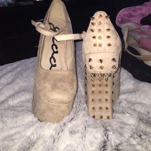 Charlotte Russe Nude Heels