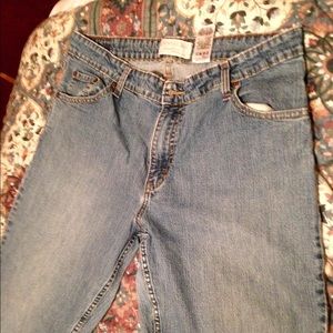 Misses 18 Short Signature Mid Rise Bootcut Levi's