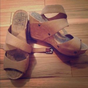 New Lucky Brand wedges!!