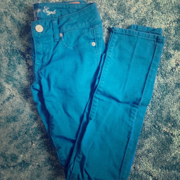 American Eagle Blue Straight Jean