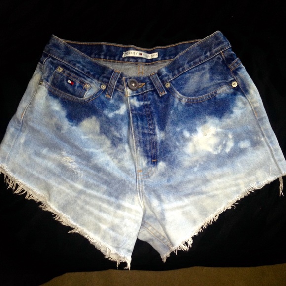Tommy Hilfiger high waisted shorts