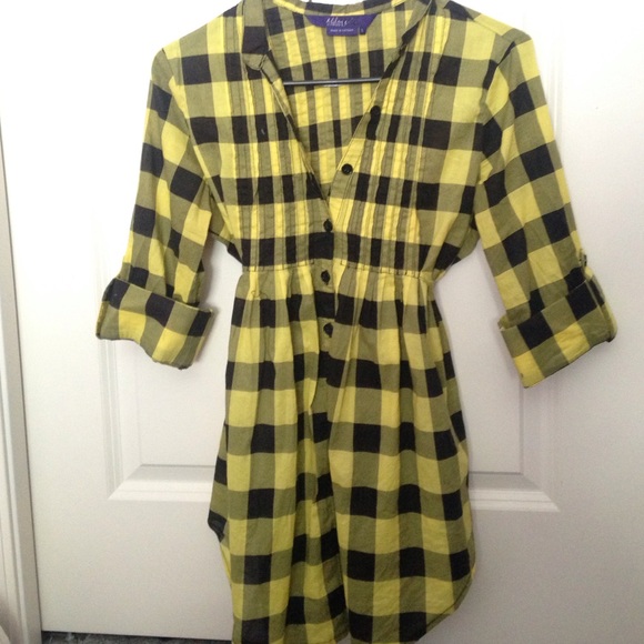 Plaid Button-Up Blouse