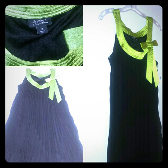 Black Cocktail dress with green bow at neckline. - Picture 1 of 2