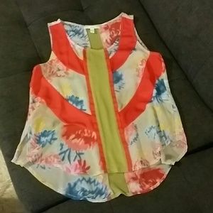 Floral and color blocked top
