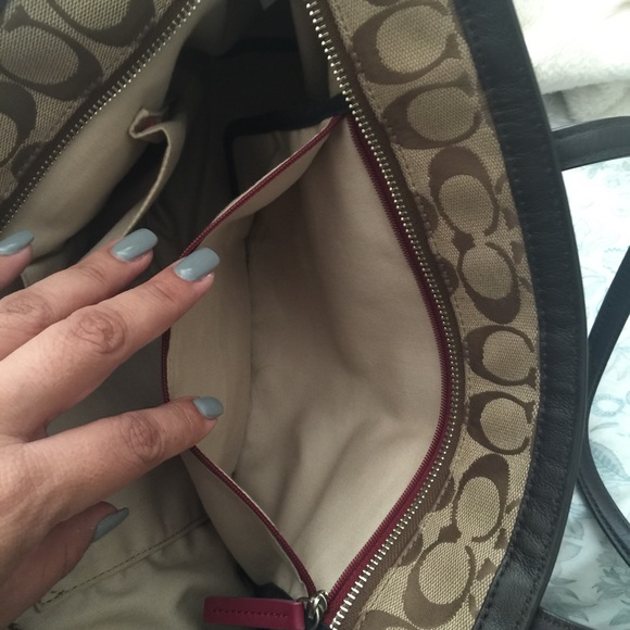 Coach large tote - Picture 2 of 4