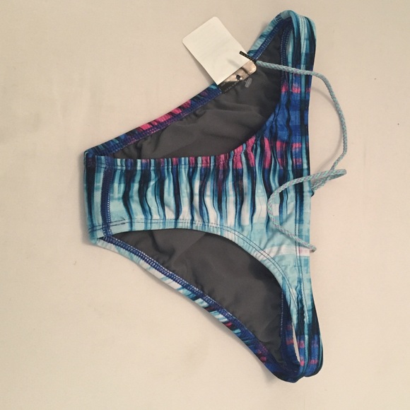 NWT Jolyn Bottoms