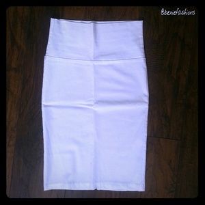 SLEEK & SEXY WHITE SKIRT