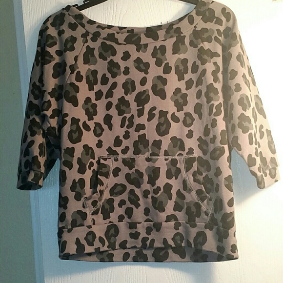 Leopard short sleeve shirt