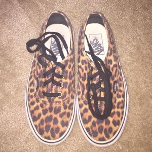 Leopard authentic vans
