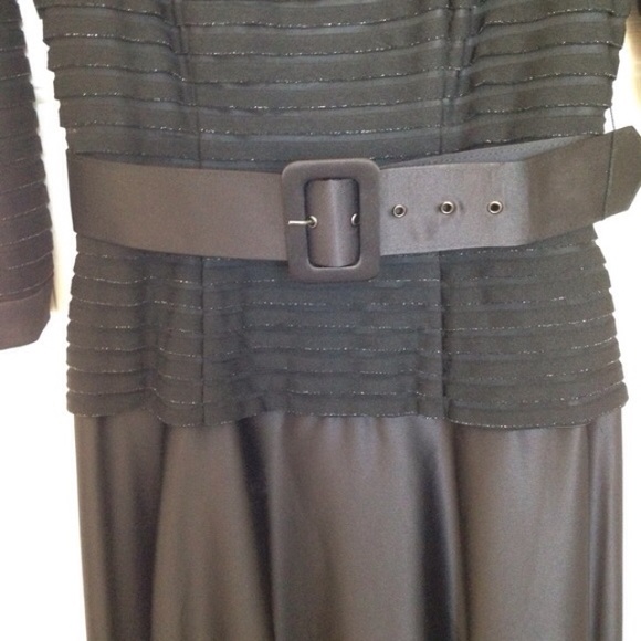 NWOT JS Collections Black Gown - Picture 4 of 4