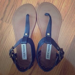 Brown/black sandals
