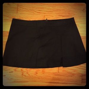 Black skirt/shorts