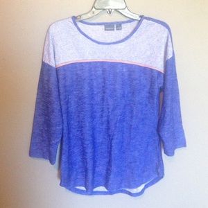 three fourth sleeved blue top