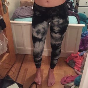 brandy melville tie-dye leggings