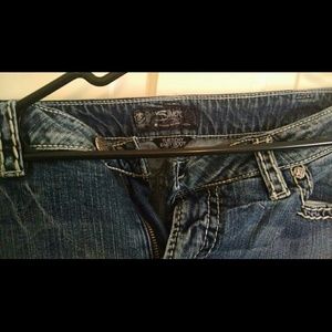 Silver plus jeans. Size 20/33 long beautiful!