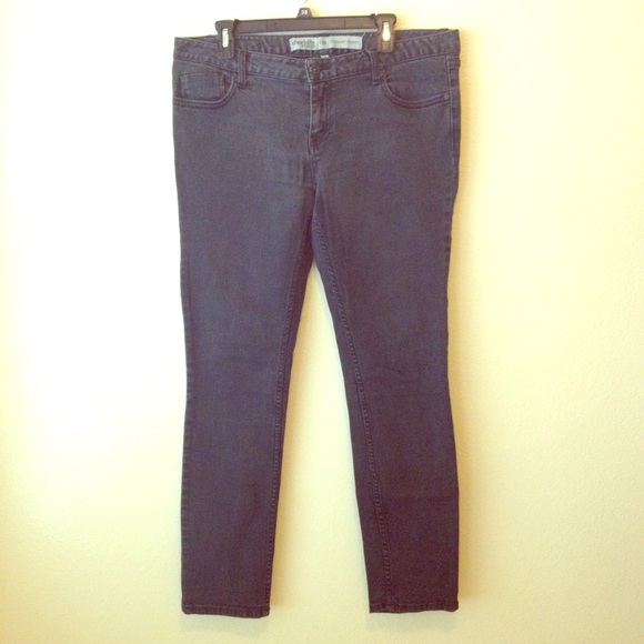 Black Skinny Jeans.