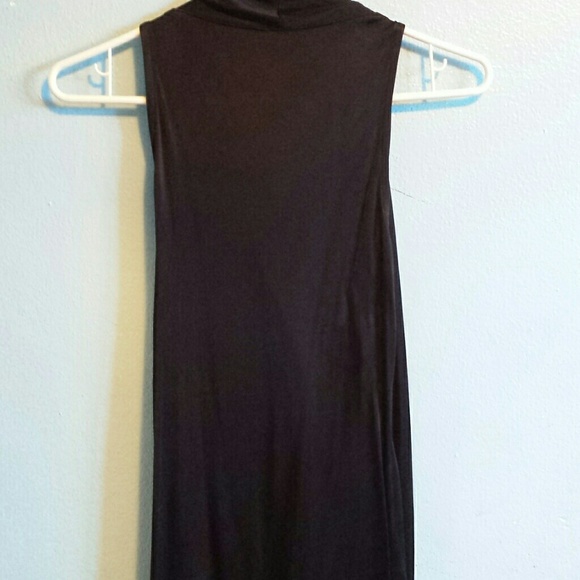 Top - Picture 2 of 3