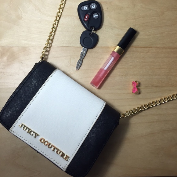 Juicy Couture Crossbody 👑