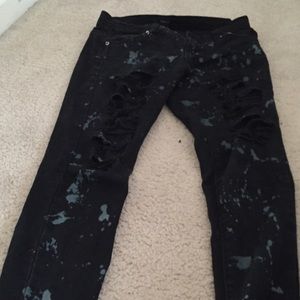 Black skinny jeans