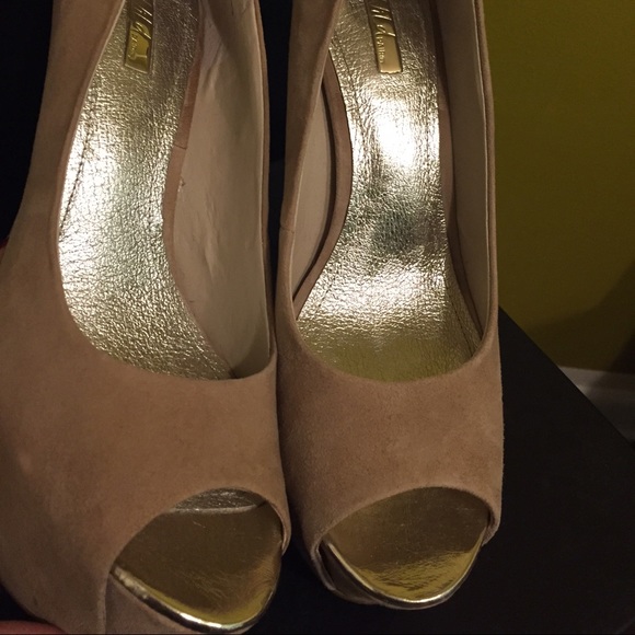 Spiked Suede Platforms! - Picture 4 of 4