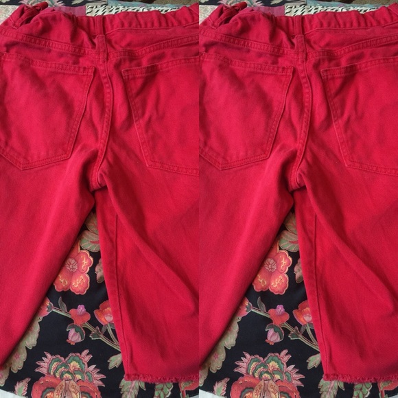 Shorts - Picture 2 of 3