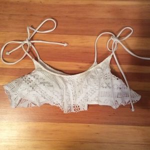 Victoria's Secret flounce bathing suit top