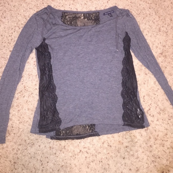 American Eagle lace long sleeve
