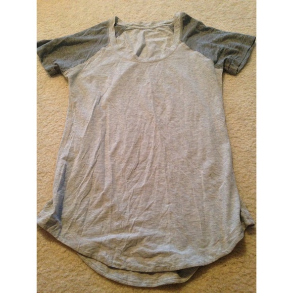 Lululemon Grey workout top