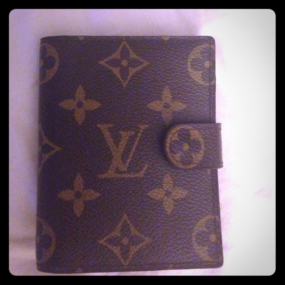 Louis Vuitton Handbags - LV mini agenda
