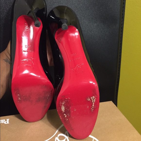 Christian Louboutin - Picture 3 of 4