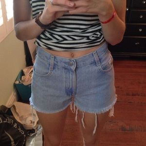 Lightwash Lee Cutoff Jean Shorts
