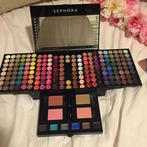 Sephora makeup kit, hardly used