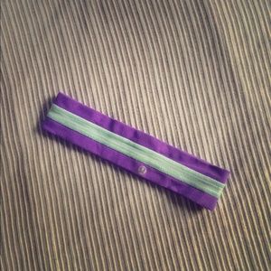 Lululemon fly away tamer headband