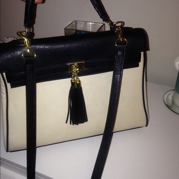 Aldo Purse