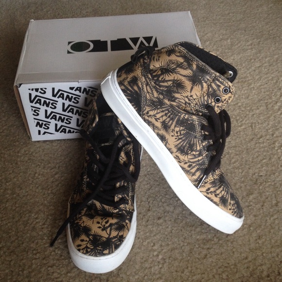 Vans OTW collection hi-tops